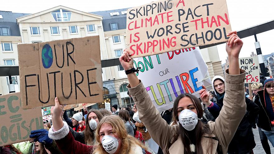 belgian students striking